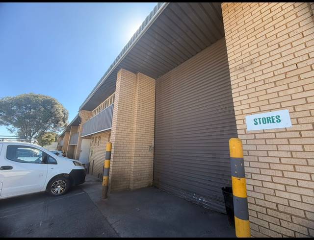 1,329M² WAREHOUSE TO LET IN MEADOWDALE